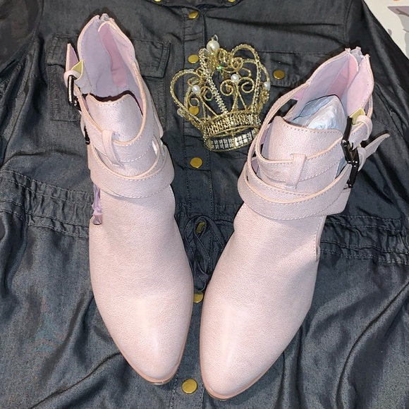 A Rider Girl Bell 02 Cut Out Double Buckle Strappy Heeled Ankle Boots Blush Pink - Picture 6 of 16